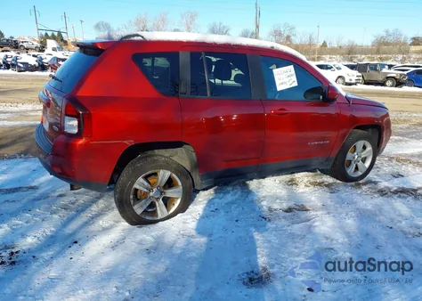 2016 Jeep Compass Latitude из США, поврежденный, VIN 1C4NJDEB4GD542046